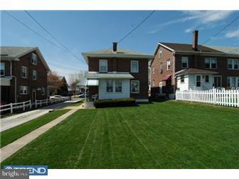 107 Summit Avenue Reading, PA 19607 - Photo 2 of 12 Exterior Back