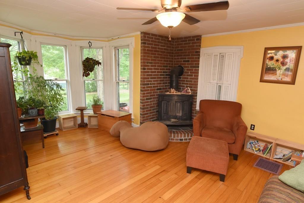 372 North Farms Road Northampton, MA 01062 - Photo 15 of 40