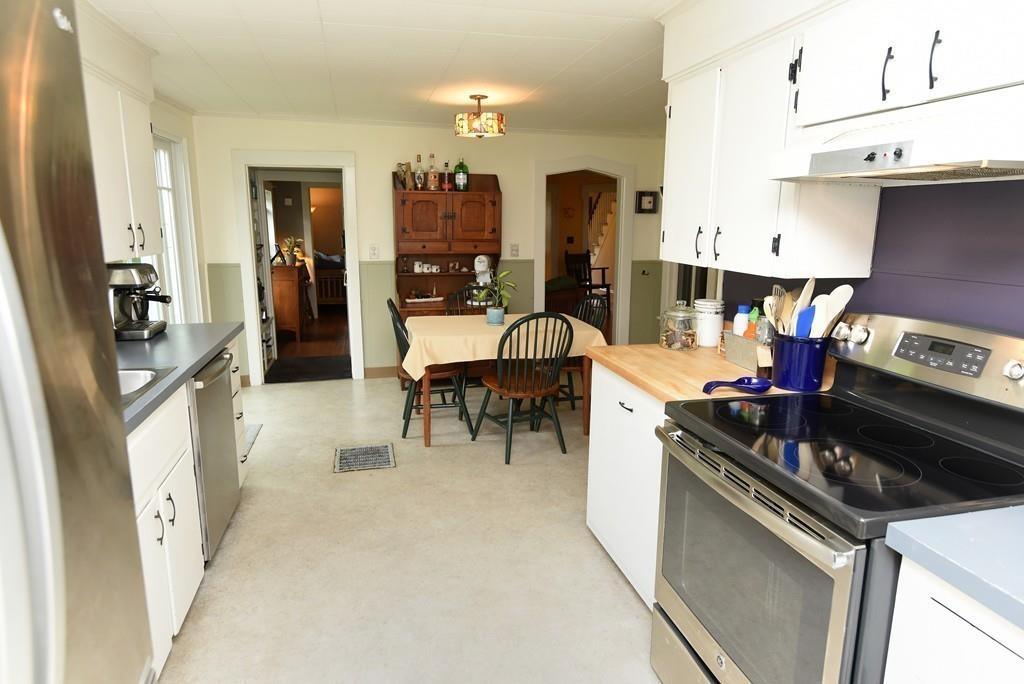 372 North Farms Road Northampton, MA 01062 - Photo 23 of 40
