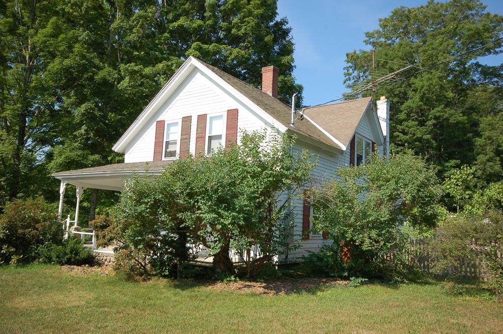 372 North Farms Road Northampton, MA 01062 - Photo 3 of 40