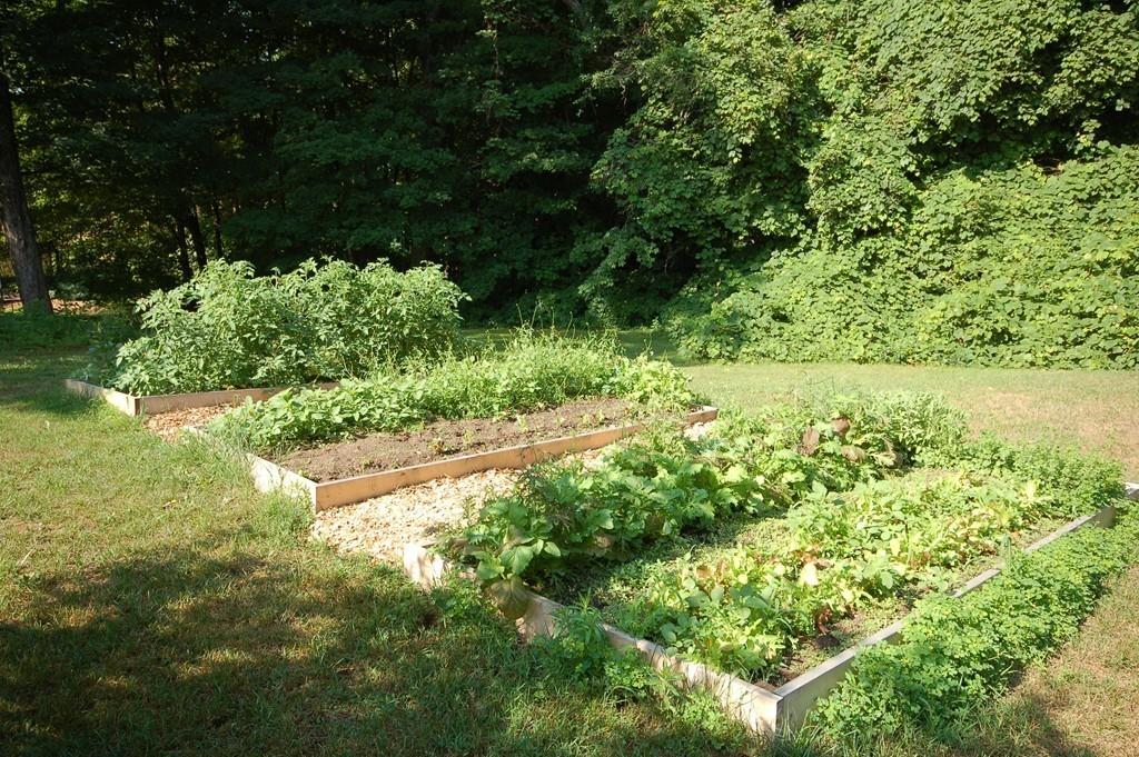 372 North Farms Road Northampton, MA 01062 - Photo 39 of 40