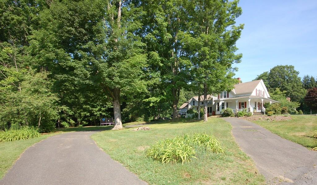 372 North Farms Road Northampton, MA 01062 - Photo 4 of 40