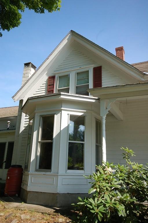 372 North Farms Road Northampton, MA 01062 - Photo 5 of 40
