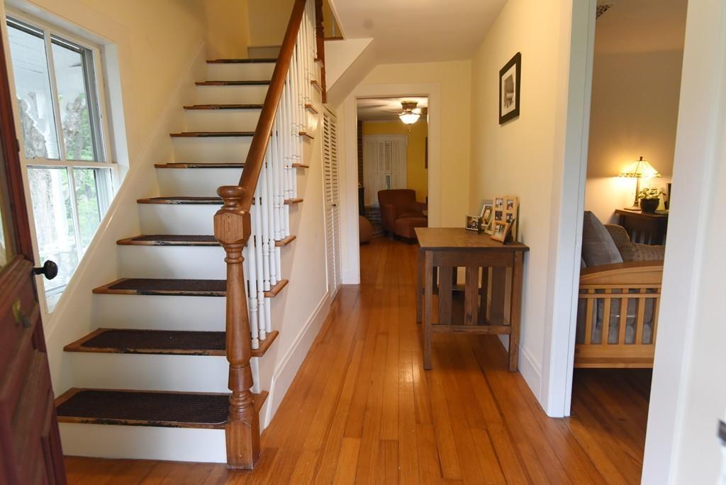 372 North Farms Road Northampton, MA 01062 - Photo 10 of 40