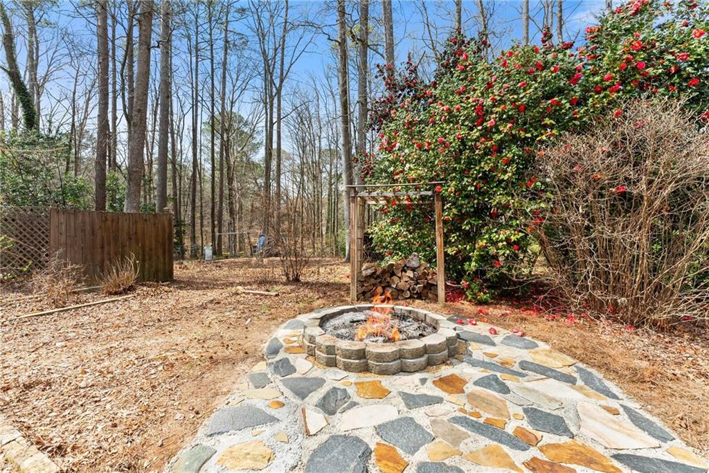 4691 Lucerne Valley Road Southwest Lilburn, GA 30047 - Photo 37 of 55