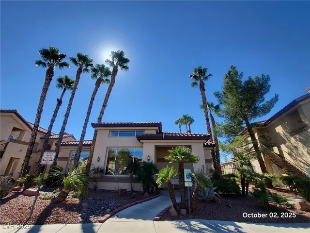 $1,525 | 8501 West University Avenue, Unit 1074, Las Vegas, NV 89147