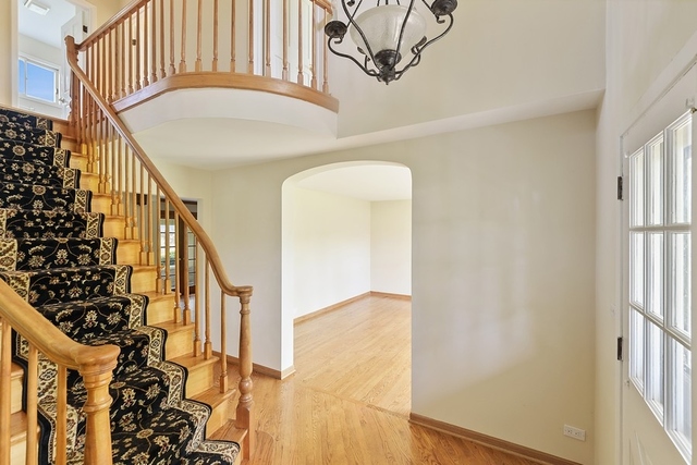 708 West Woodland Road Lake Bluff, IL 60044 - Photo 2 of 17