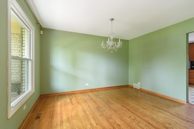708 West Woodland Road Lake Bluff, IL 60044 - Photo 7 of 17