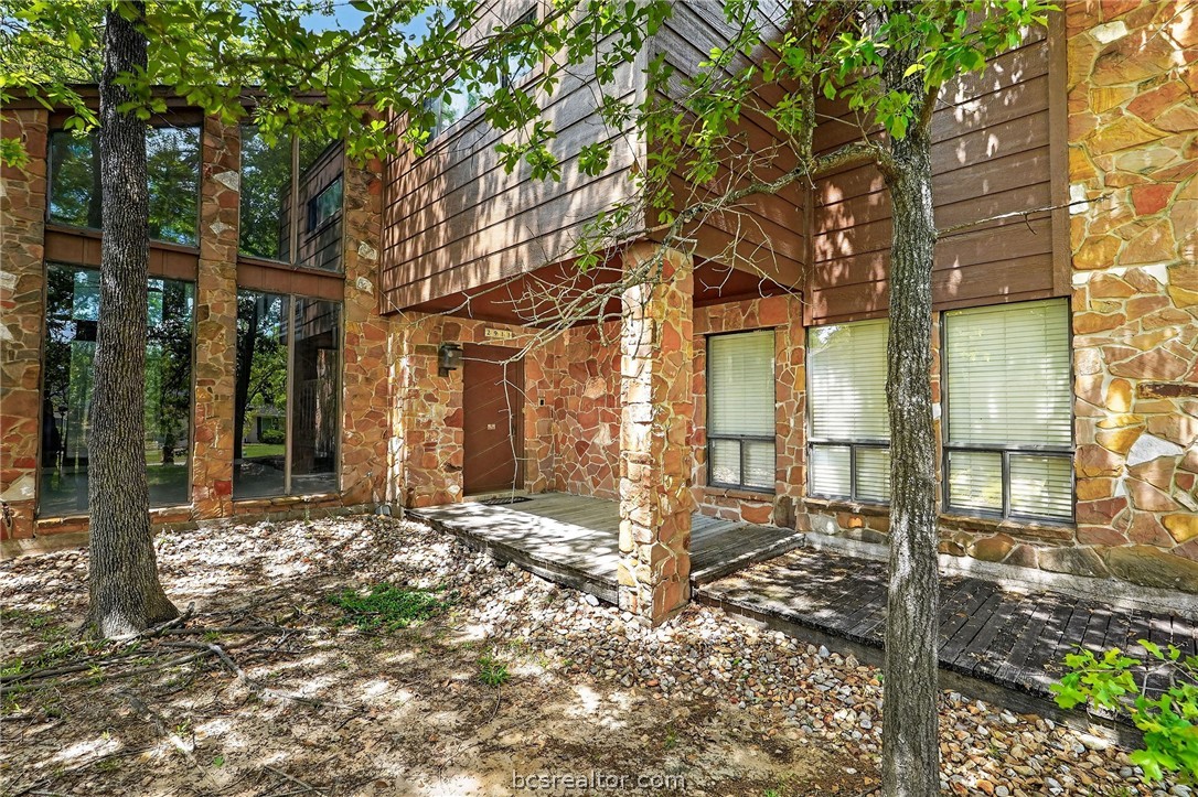 2911 Partridge Circle Bryan, TX 77802 - Photo 2 of 50