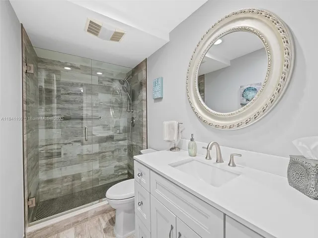 $349,000 | 401 Northeast 14th Avenue, Unit 808, Hallandale Beach, FL 33009