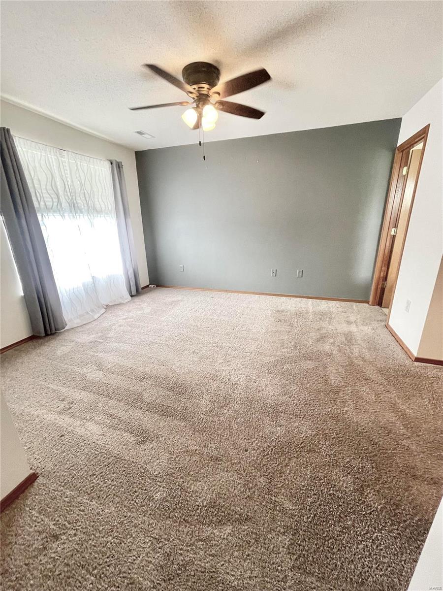 2021 Killarney Drive Belleville, IL 62221 - Photo 16 of 22