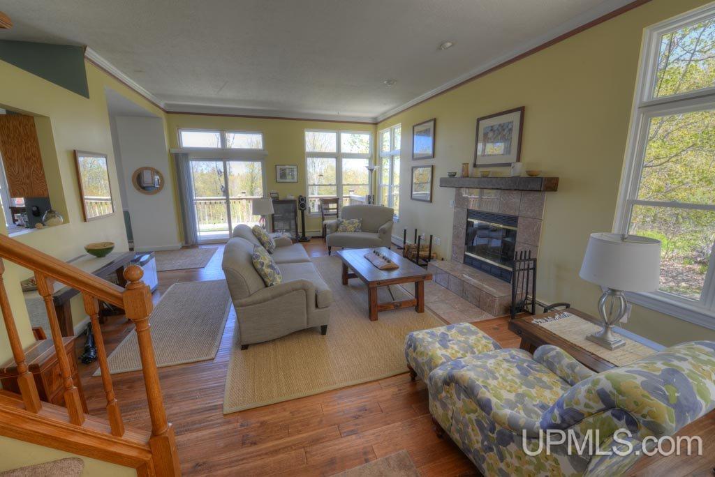 21658 Ridge Road Grand Marais, MI 49839 - Photo 10 of 33 Gallery Image 10