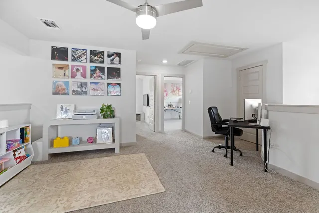 $2,200 | 106 Creston Street, Hutto, TX 78634