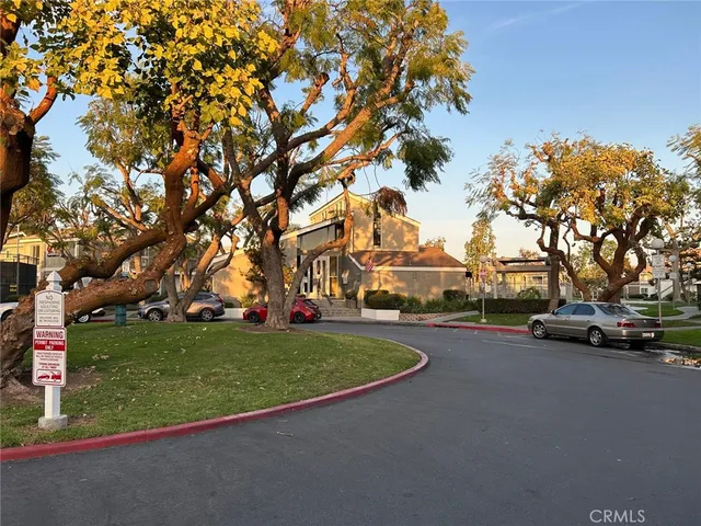 $529,000 | 2847 South Fairview Street, Unit D, Santa Ana, CA 92704