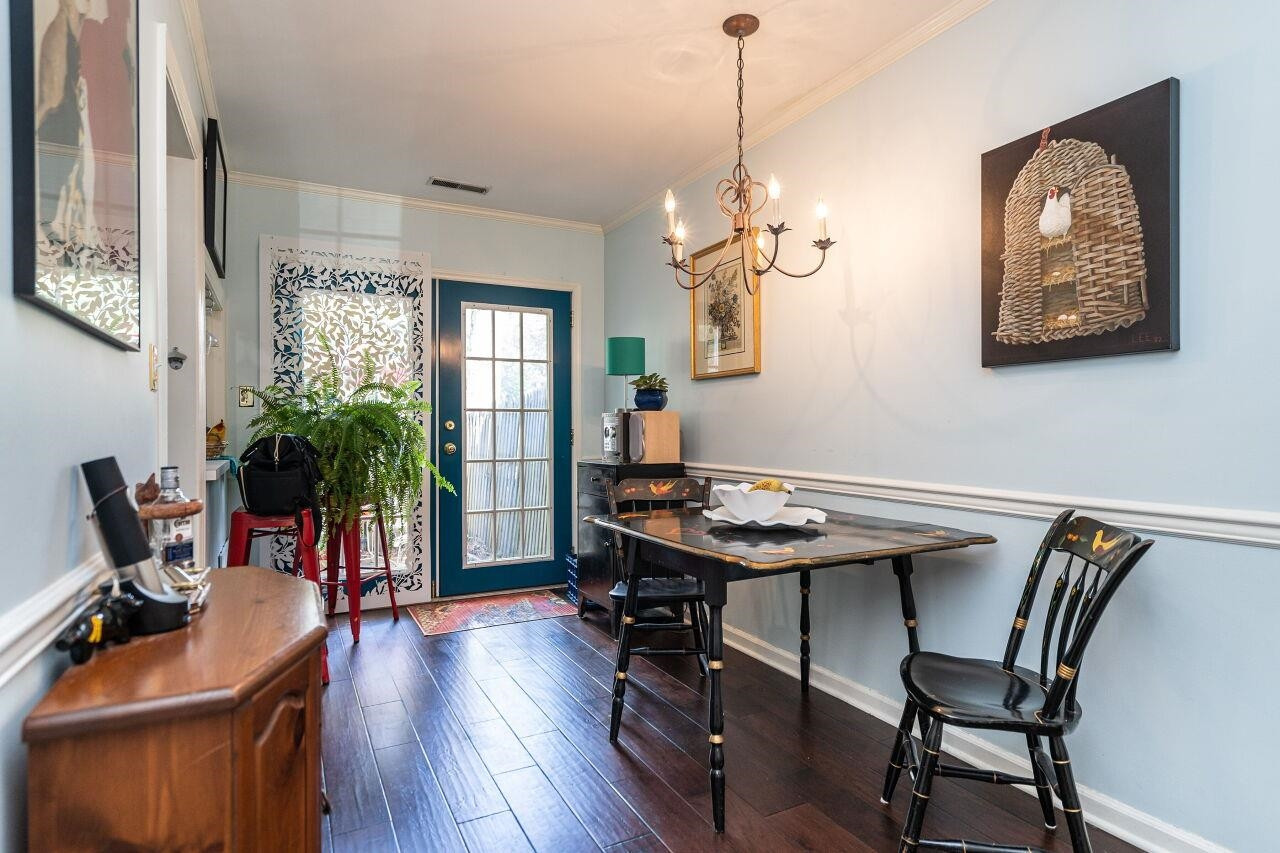 3722 Jamestown Circle Raleigh, NC 27609 - Photo 9 of 21 Photo 9