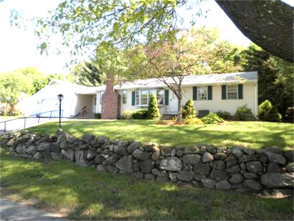 246 Framingham Road Marlborough, MA 01752 - Photo 3 of 30 Gallery Image 3