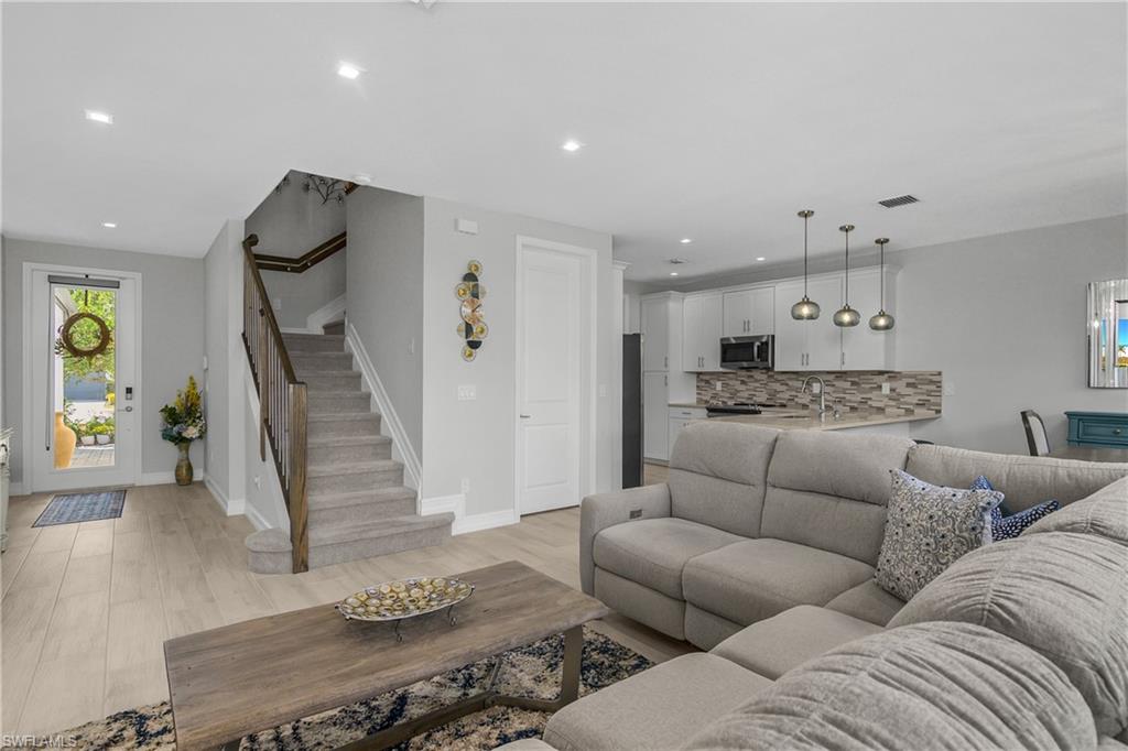 7588 Morgan Way Naples, FL 34119 - Photo 5 of 42 Main Level Views