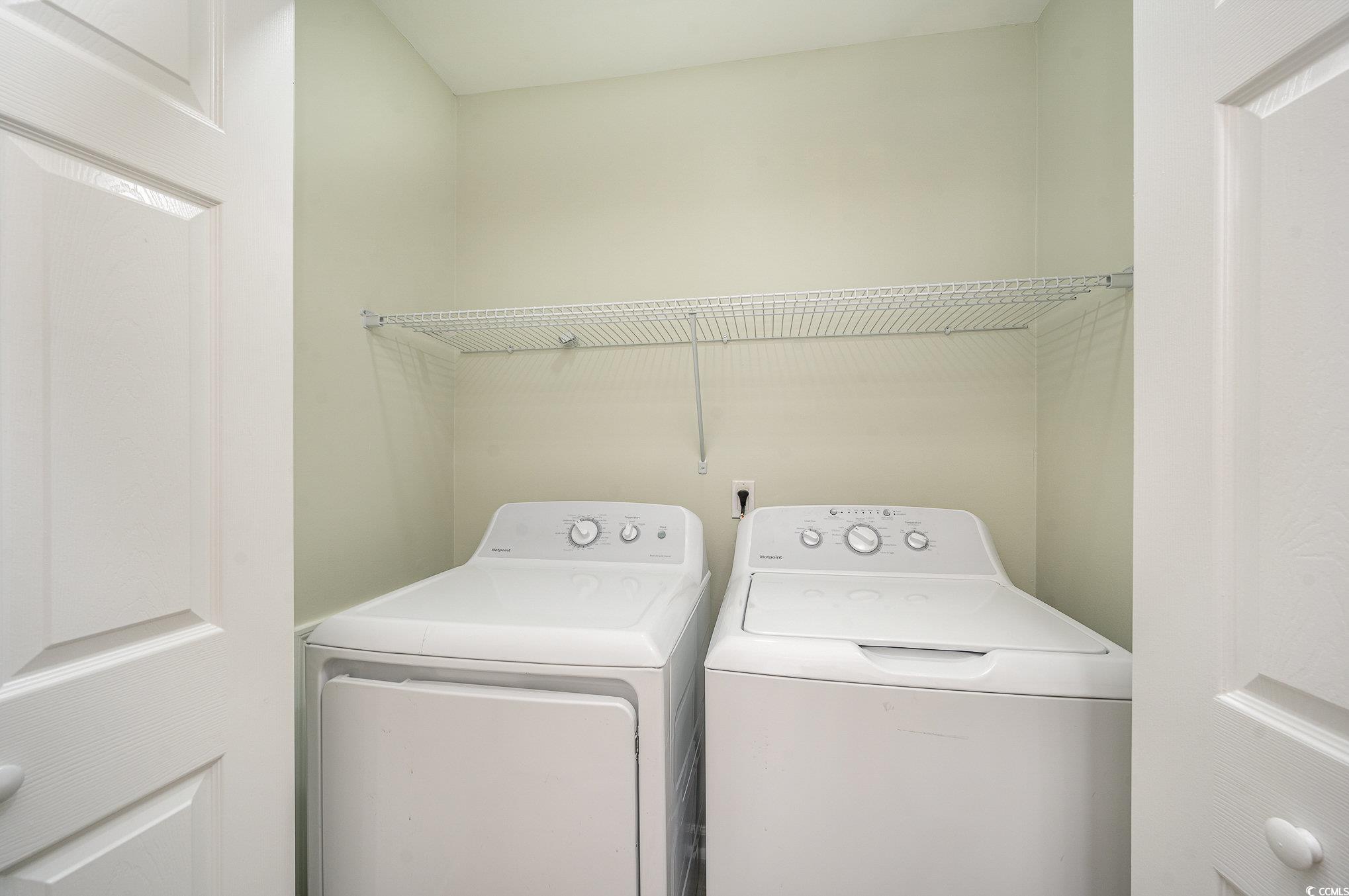 412 27th Avenue North Myrtle Beach, SC 29577 - Photo 13 of 35 Washroom with separate washer and dryer