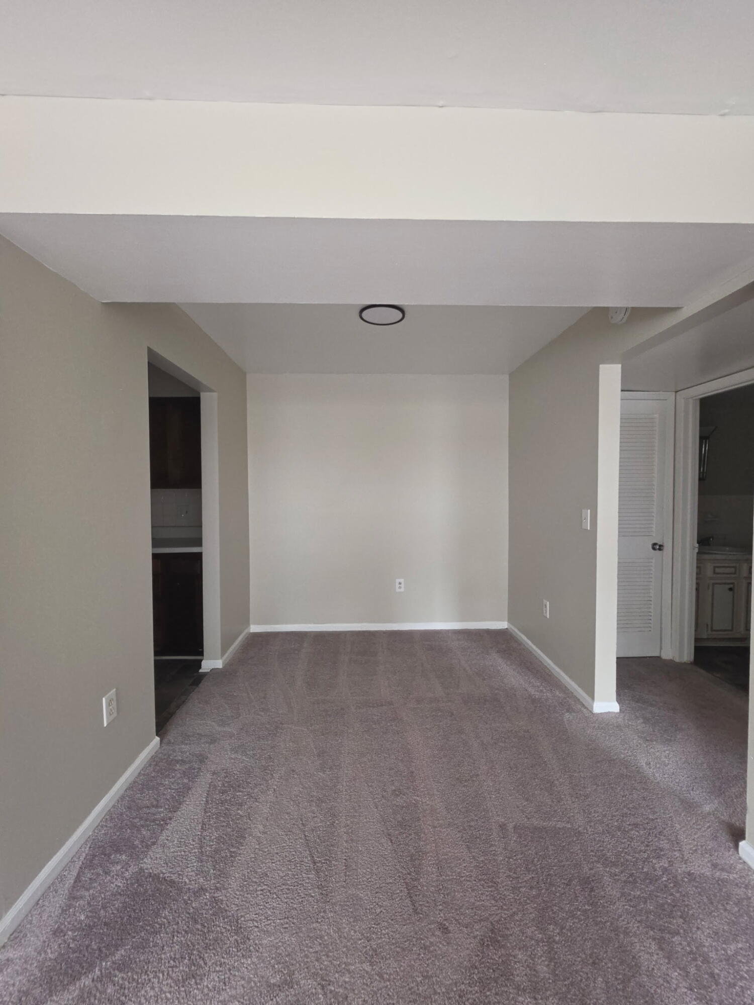 719 Townside Road Southwest, Unit 18 Roanoke, VA 24014 - Photo 8 of 11 7908