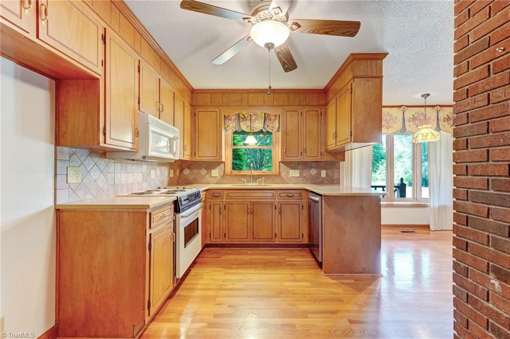 1203 Brooks Road Reidsville, NC 27320 - Photo 25 of 49 Gallery Image 25
