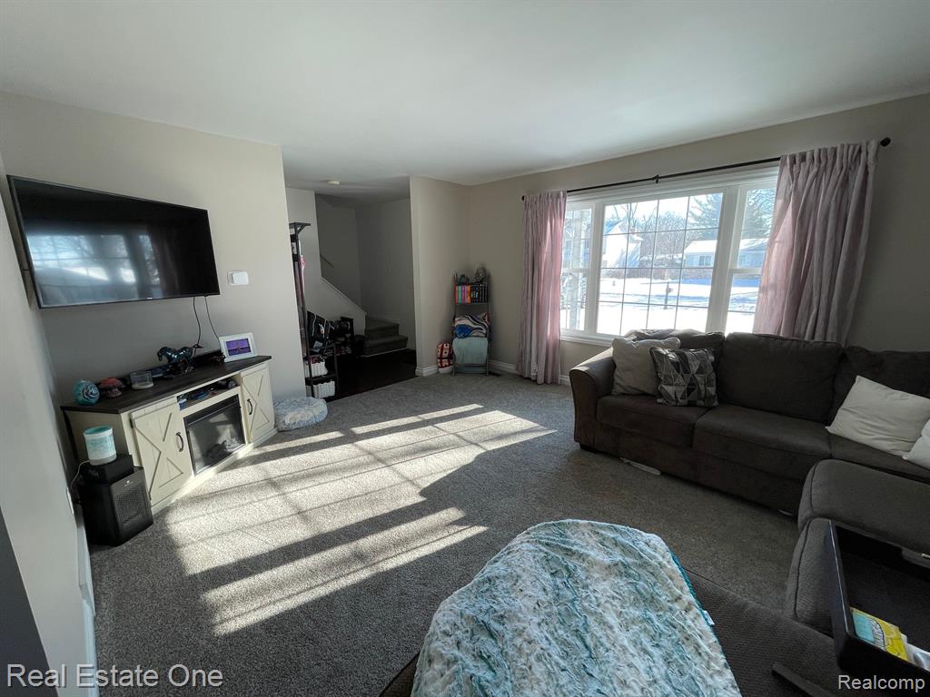 5479 Canonsburg Road Grand Blanc, MI 48439 - Photo 5 of 23