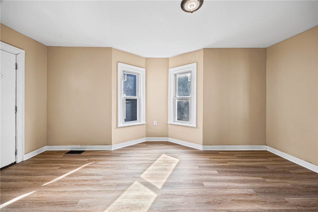 89 Superior Street Rochester, NY 14611 - Photo 28 of 41