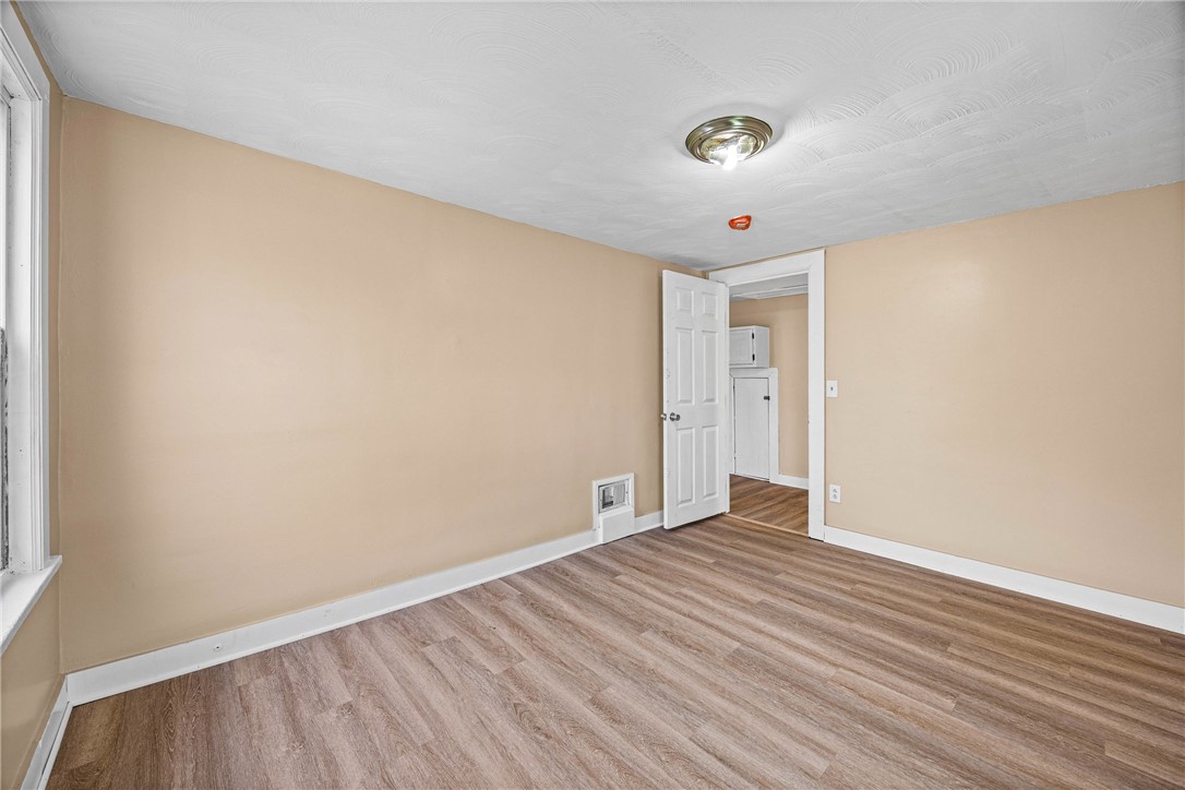 89 Superior Street Rochester, NY 14611 - Photo 8 of 41