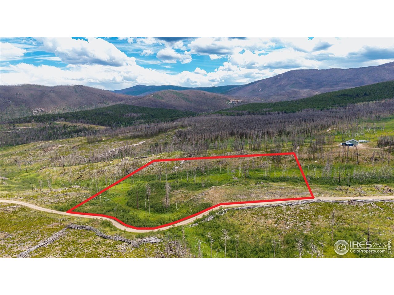 529 Quartz Road Bellvue, CO 80512 - Photo 18 of 31 a view of an outdoor space and a lake view