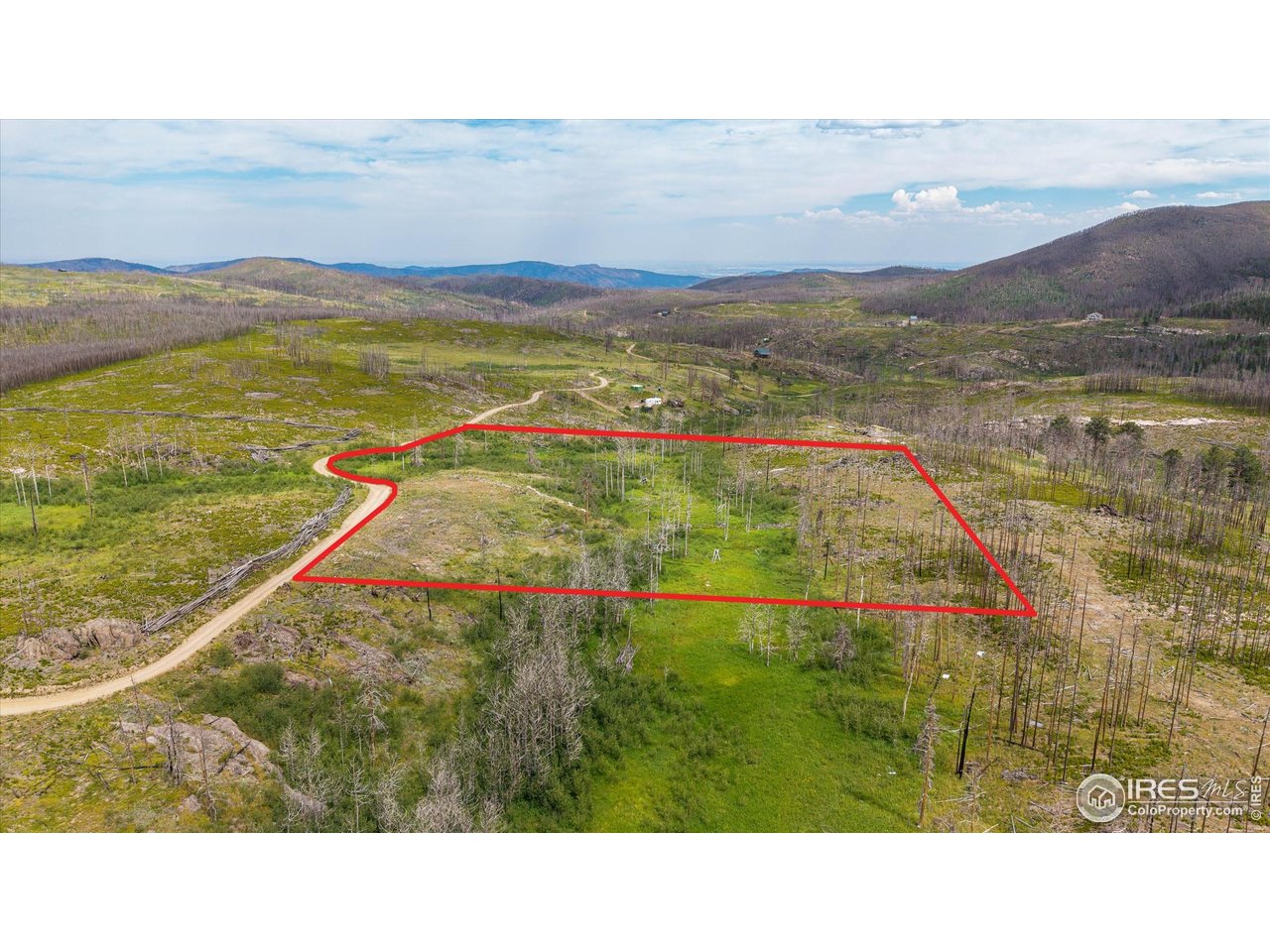529 Quartz Road Bellvue, CO 80512 - Photo 22 of 31 a bathroom with a sink and mountains