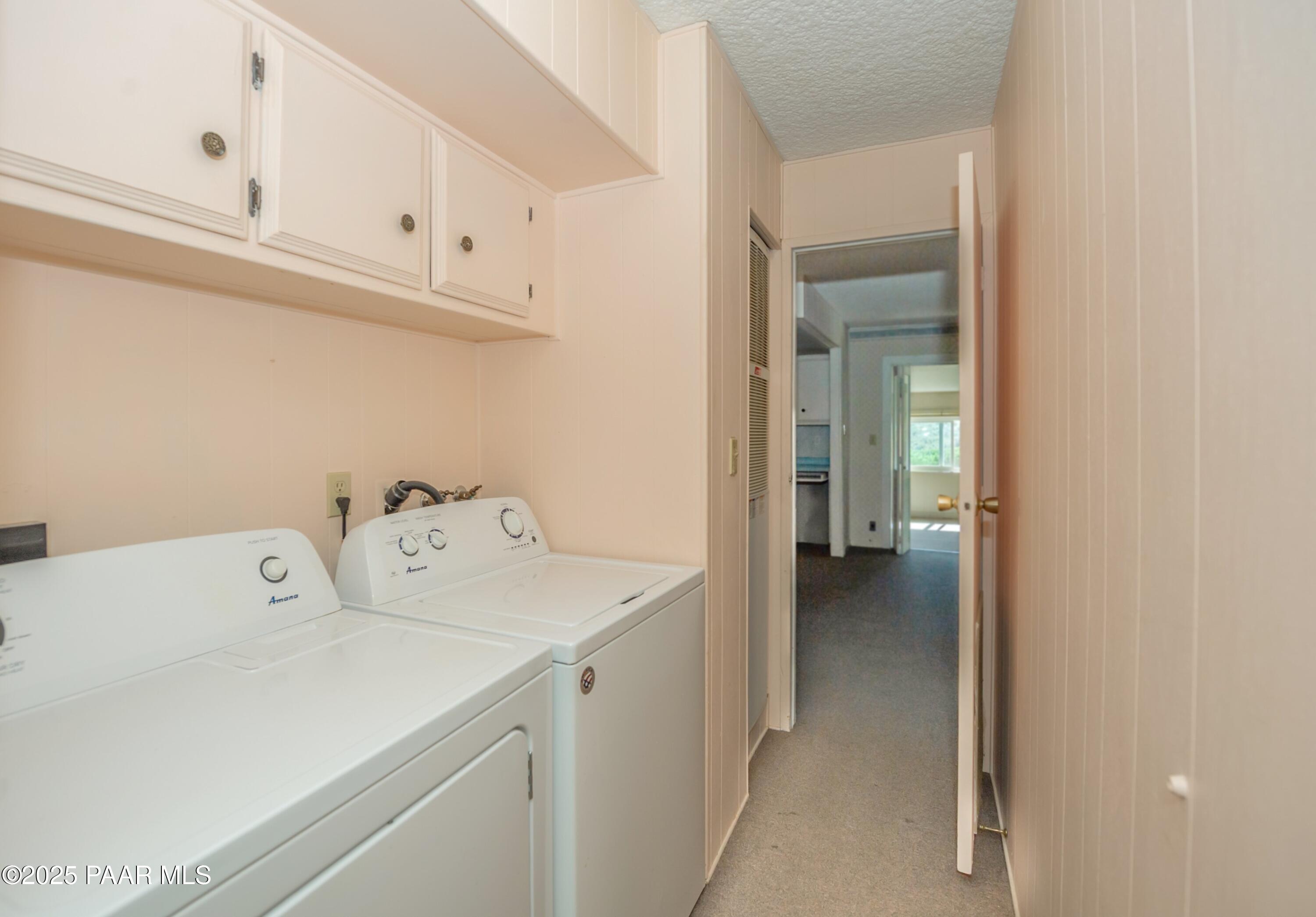 1085 North Swiss Road Dewey, AZ 86327 - Photo 23 of 34 Laundry