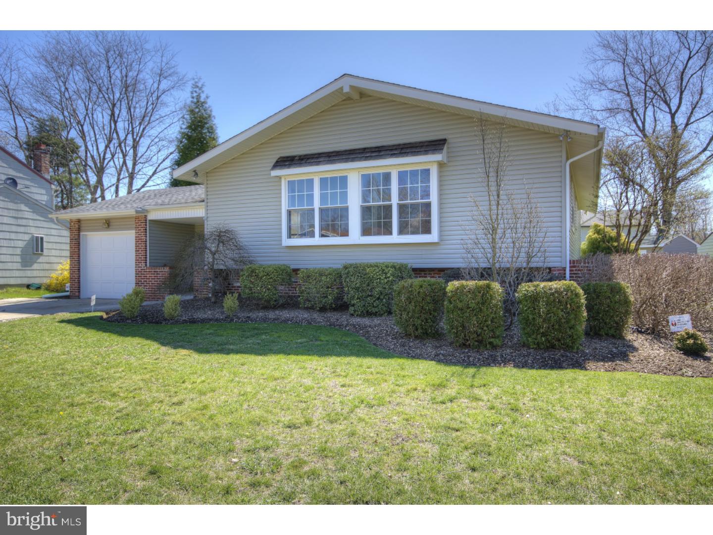 162 Canterbury Road Mount Laurel, NJ 08054 - Photo 2 of 23
