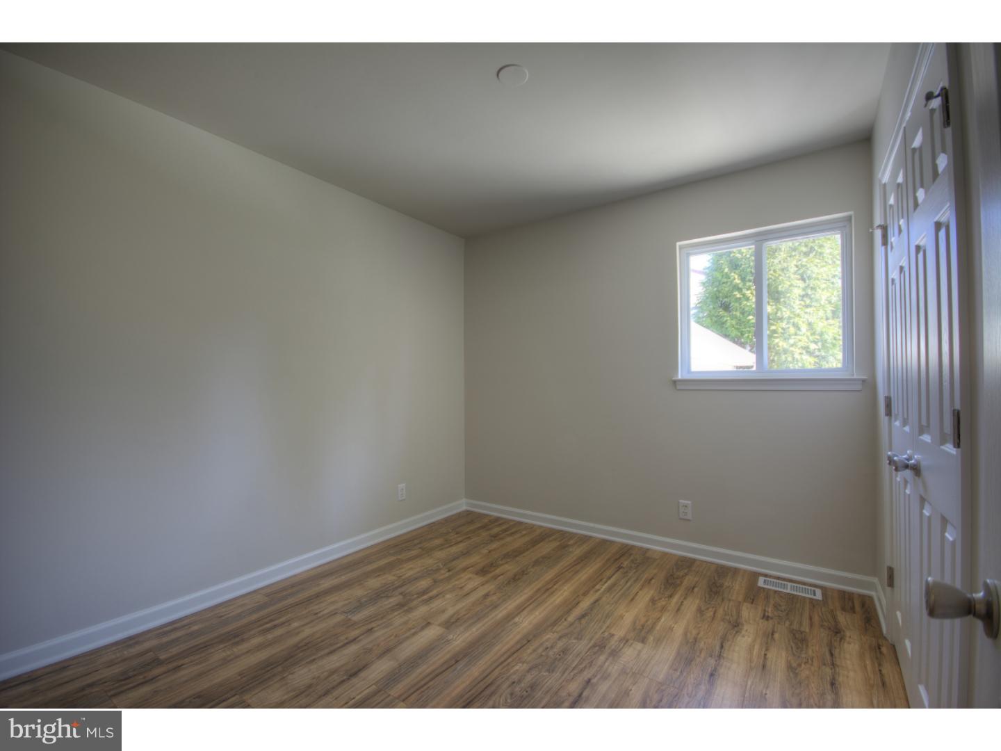 162 Canterbury Road Mount Laurel, NJ 08054 - Photo 13 of 23 Bedroom 3