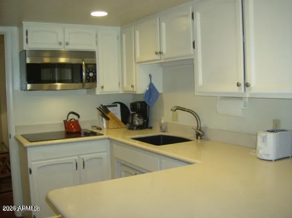 $1,999 | 6150 North Scottsdale Road, Unit 42, Paradise Valley, AZ 85253