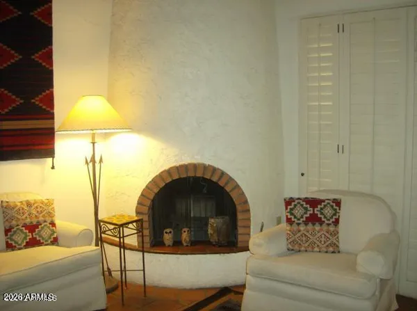 $1,999 | 6150 North Scottsdale Road, Unit 42, Paradise Valley, AZ 85253