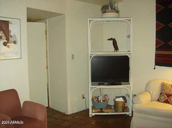 $1,999 | 6150 North Scottsdale Road, Unit 42, Paradise Valley, AZ 85253