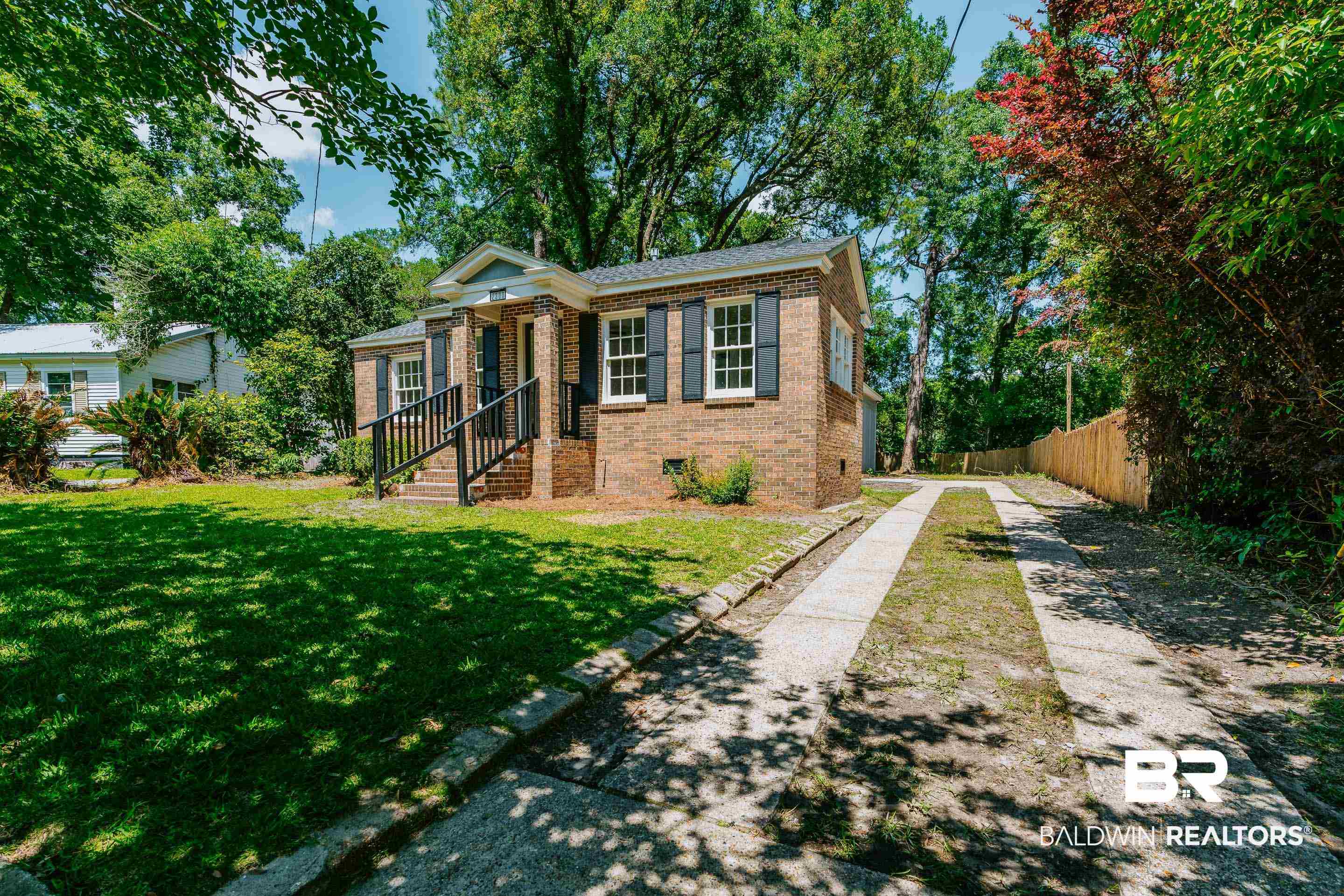 2300 Taylor Avenue Mobile, AL 36606 - Photo 4 of 46