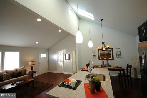 1115 Haverhill Road Baltimore, MD 21229 - Photo 2 of 30 Main Level