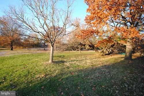 1115 Haverhill Road Baltimore, MD 21229 - Photo 27 of 30 Community Park