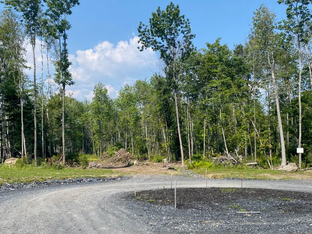 $115,000 | 6 Tumbledown Lane, Greenville, ME 04441