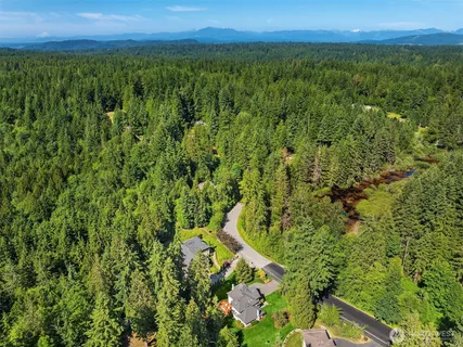 $1,588,000 | 20227 188th Avenue Northeast, Woodinville, WA 98077