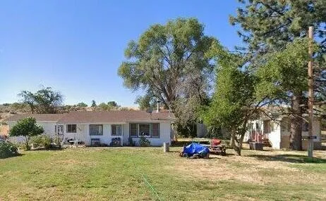 $299,000 | 406 Sharp Road, Klamath Falls, OR 97603