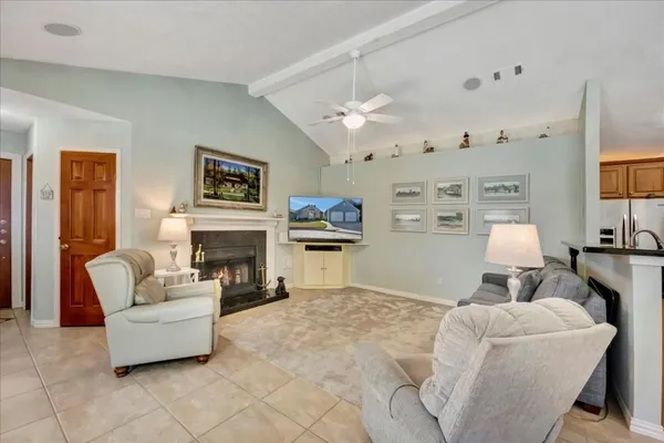 $4,000 | 16702 Dale Oak Way, Houston, TX 77058