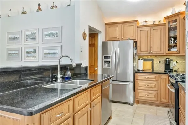 $4,000 | 16702 Dale Oak Way, Houston, TX 77058