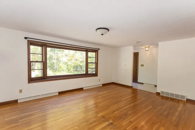 $3,950 | 211 Clark Road, Plymouth, MA 02360