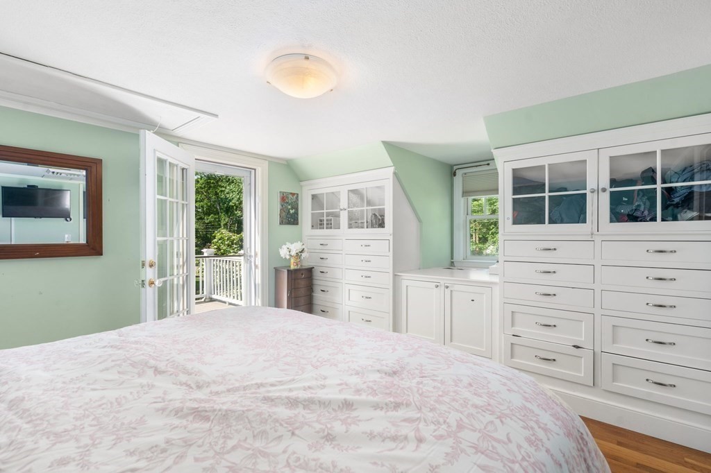 32 Verndale Road Newton, MA 02461 - Photo 14 of 33 a bedroom with a bed and a window