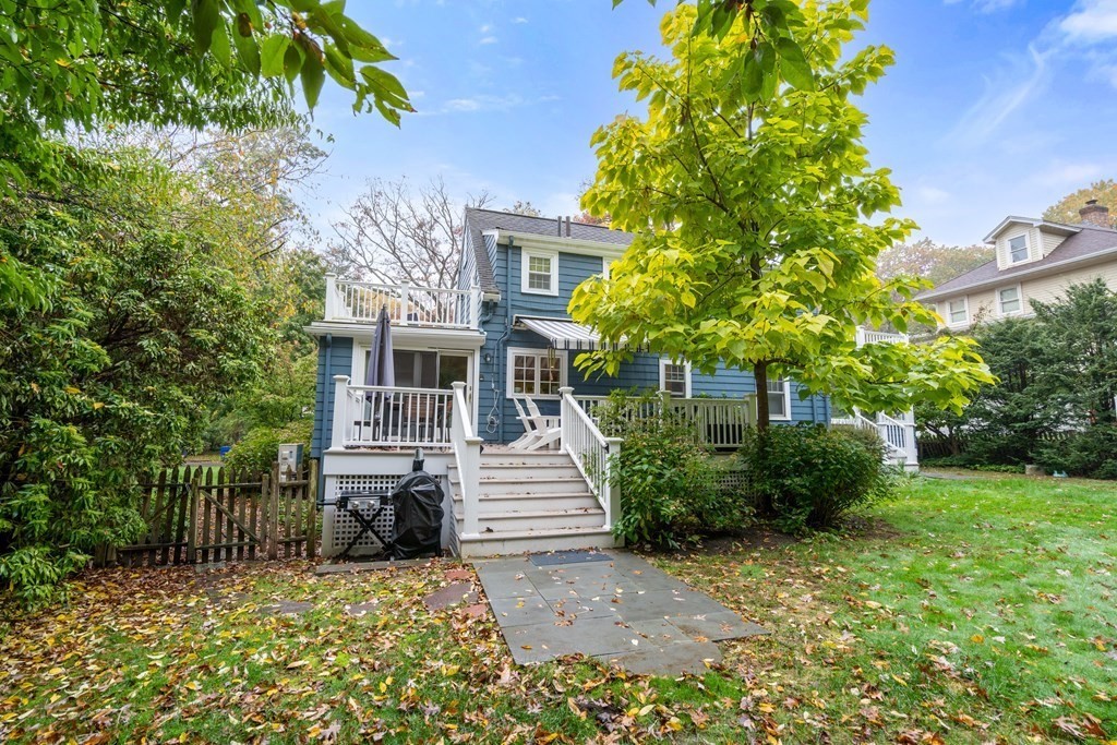 32 Verndale Road Newton, MA 02461 - Photo 30 of 33 a front view of a house with garden