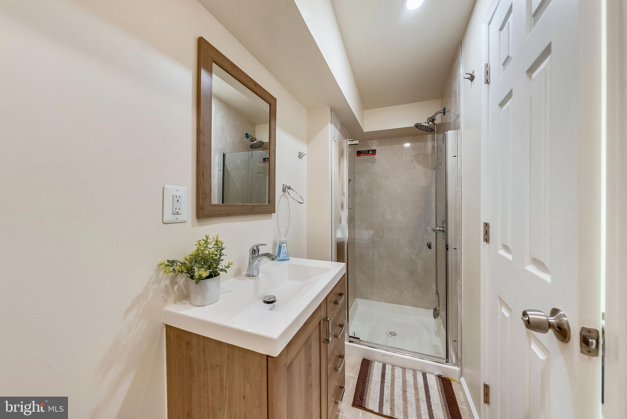 11606 Highview Avenue Silver Spring, MD 20902 - Photo 32 of 48