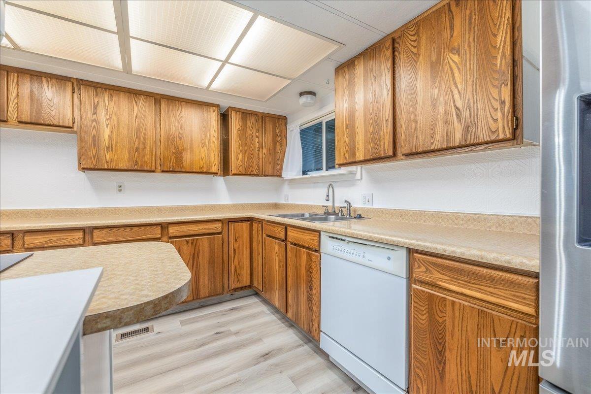 307 Driftwood Road Boise, ID 83713 - Photo 8 of 34