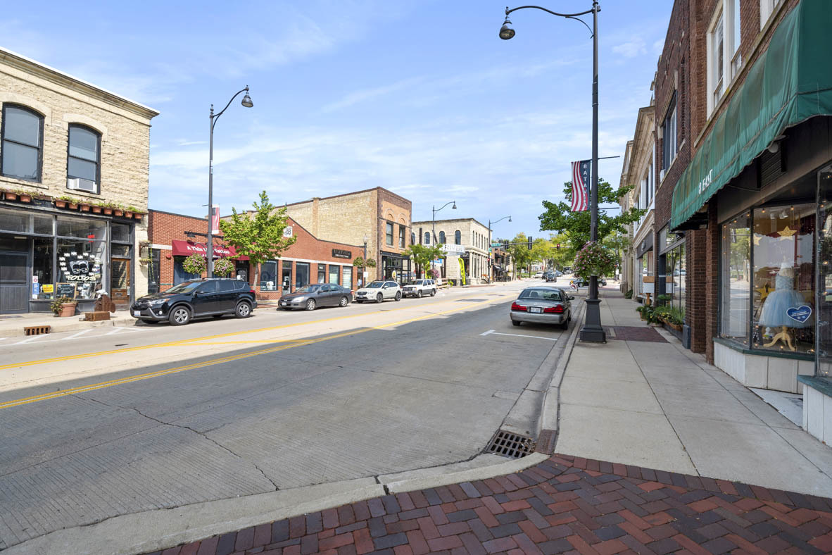 303 Ridley Street North Aurora, IL 60542 - Photo 35 of 36 a view of street with cars
