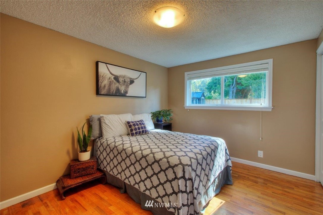 14017 183rd Avenue Southeast Renton, WA 98059 - Photo 11 of 27 Gallery Image 11
